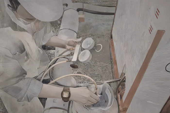 Technicien HVAC effectuant une vérification de la pression du fluide frigorigène